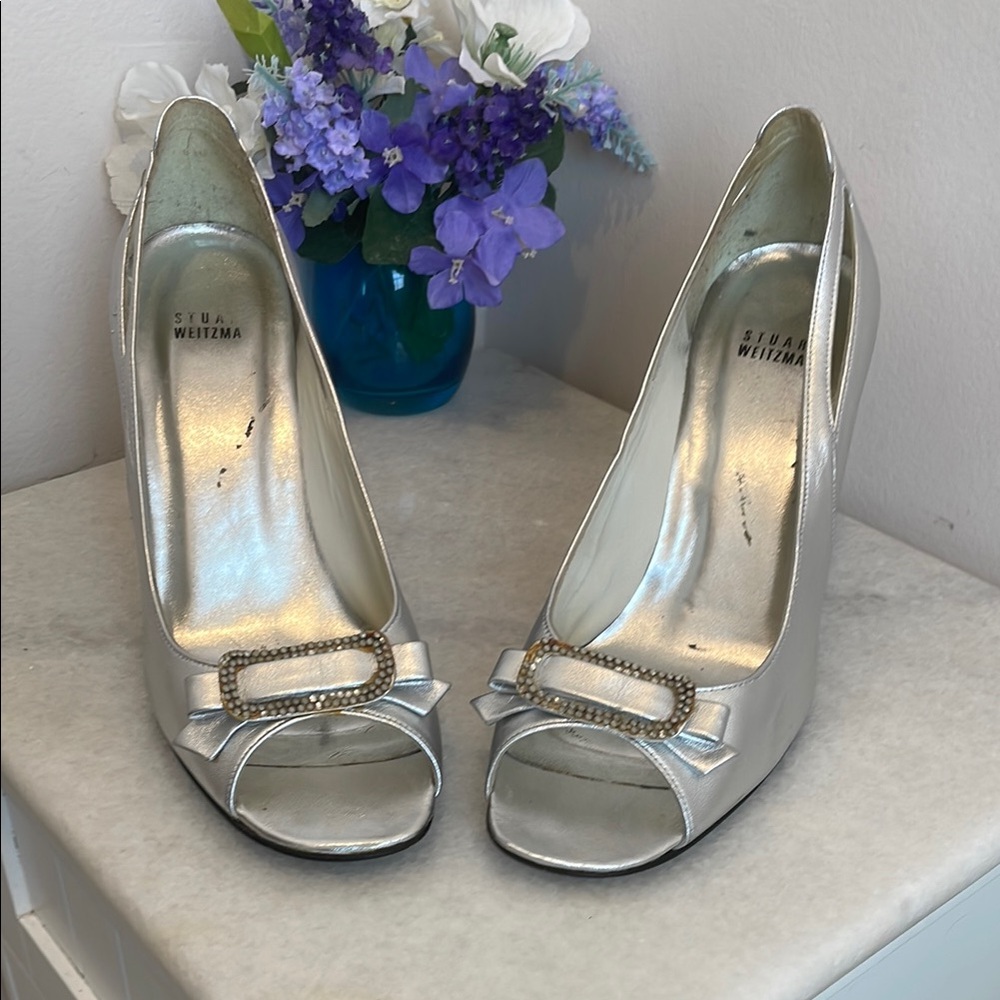 Stuart Weitzman Silver Metallic Heels with Bow Detail